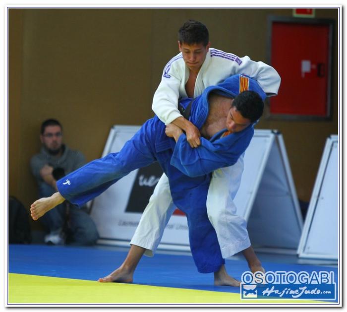 CEU2011 900091